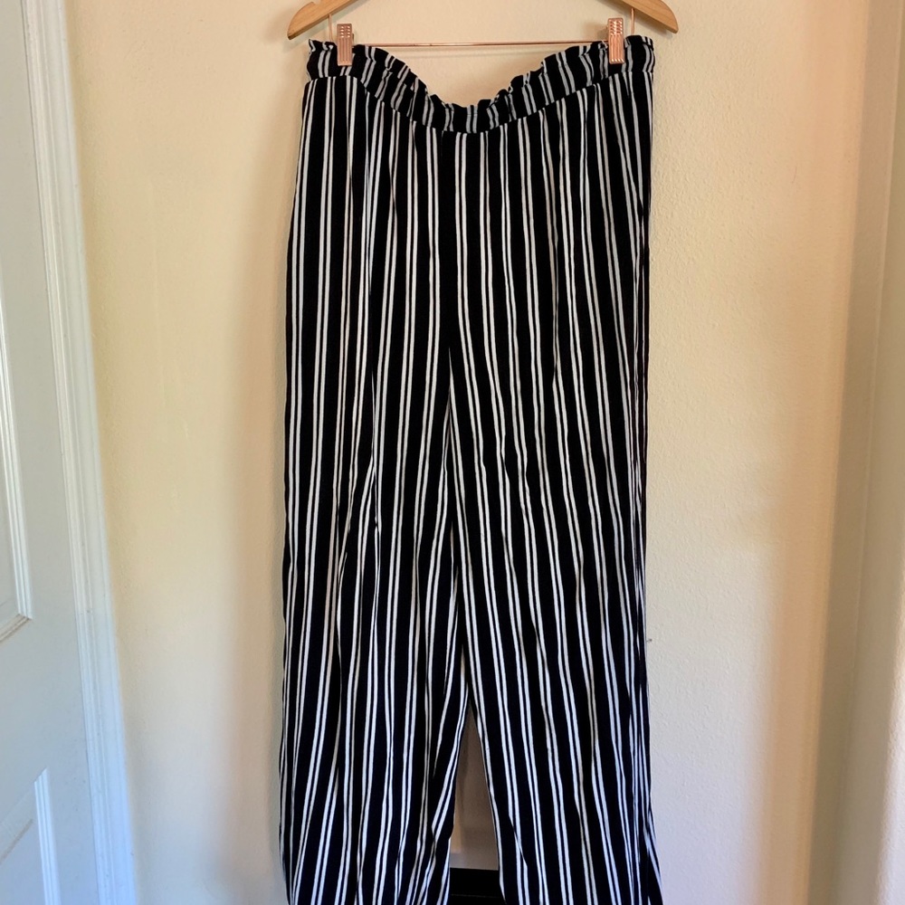 XHILARATION Elastic Waist Wide Leg Pants